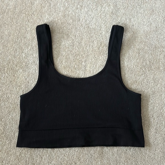 Tops - Bao Bei Body black crop top